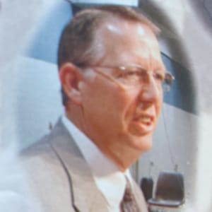 Steve Robinson - Narrowness   Many Losers, Few Winners